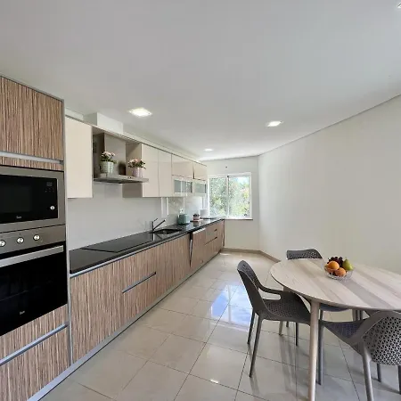 Amazing With Pool By Homing Villa