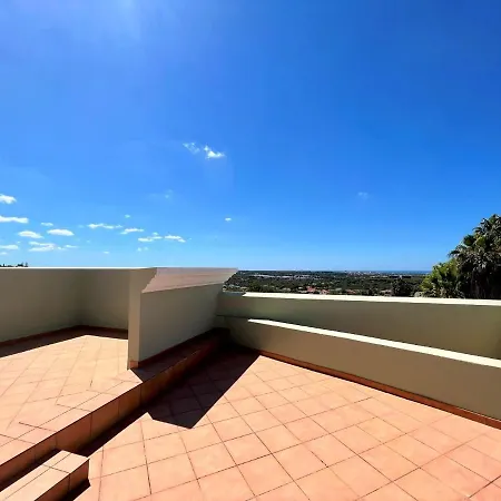 Villa Amazing With Pool By Homing Boliqueime